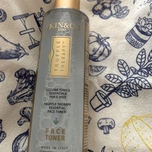 Skin & Co Truffle Therapy essential face toner